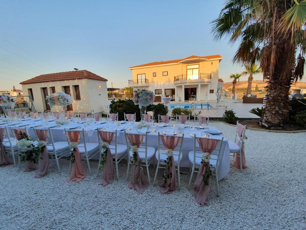 Villa Mansion 12 à Larnaca Extérieur photo