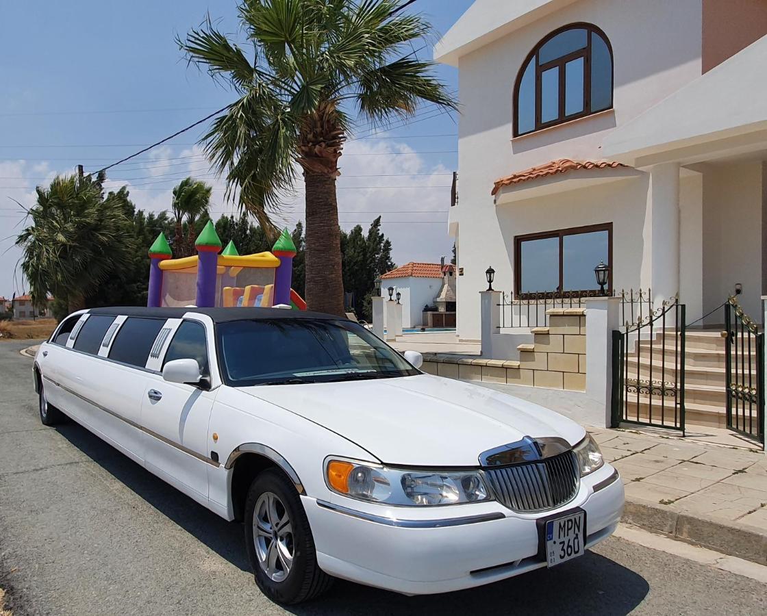 Villa Mansion 12 à Larnaca Extérieur photo